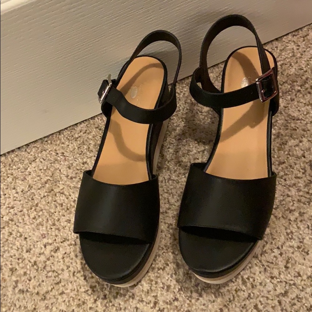 Dr. Scholls Corinne Platform Sandal